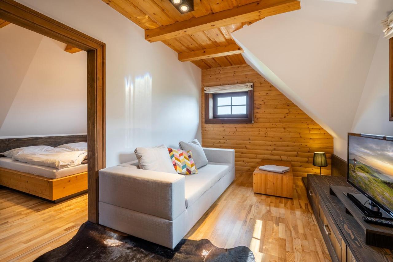 Wellness Drevenica Zuberec, 3 Apartmany, 2 Studia, Tatranske Stity Z Terasy エクステリア 写真