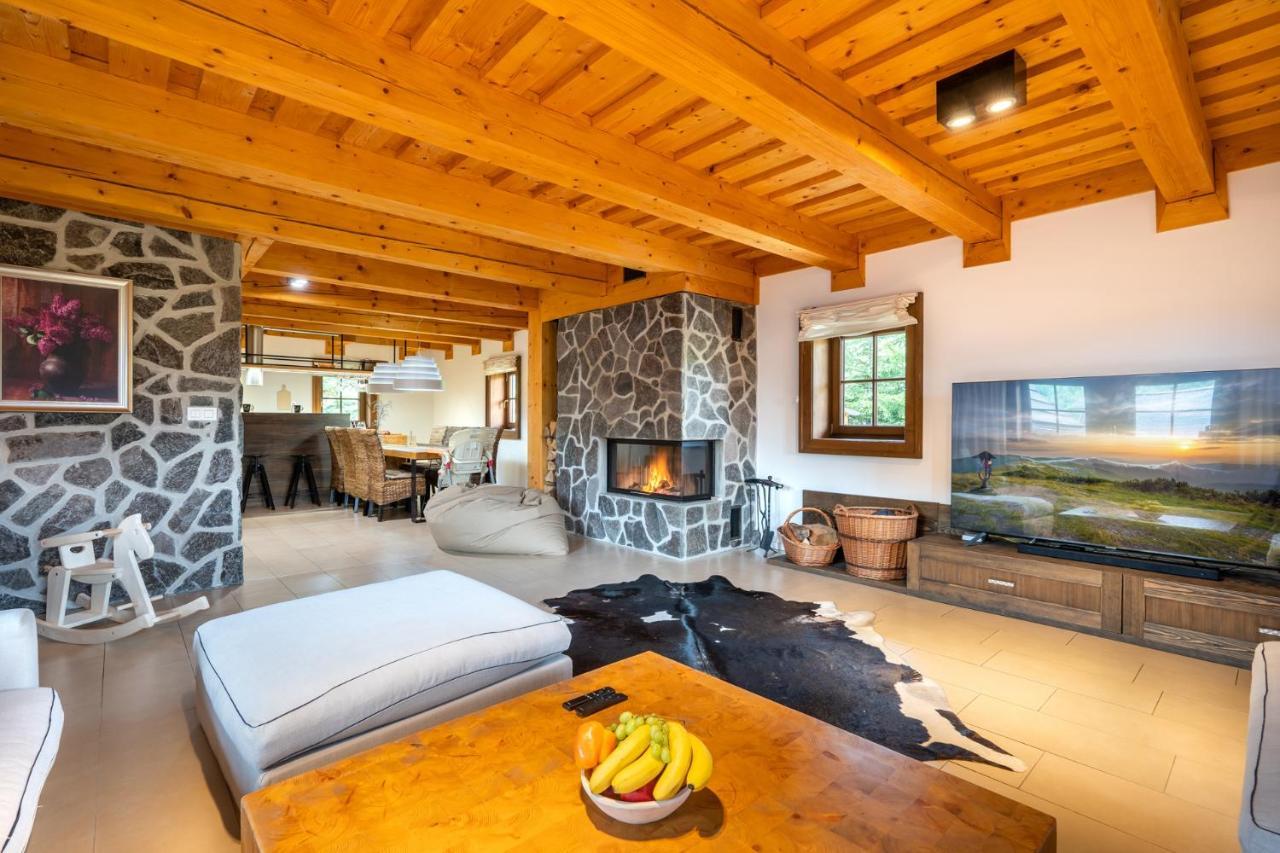 Wellness Drevenica Zuberec, 3 Apartmany, 2 Studia, Tatranske Stity Z Terasy エクステリア 写真
